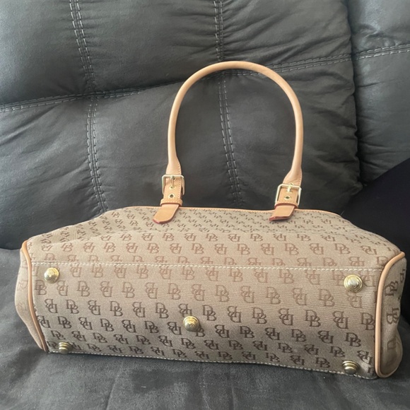 Dooney & Bourke Signature Tote Buckle Satchel Vintage - Picture 7 of 7